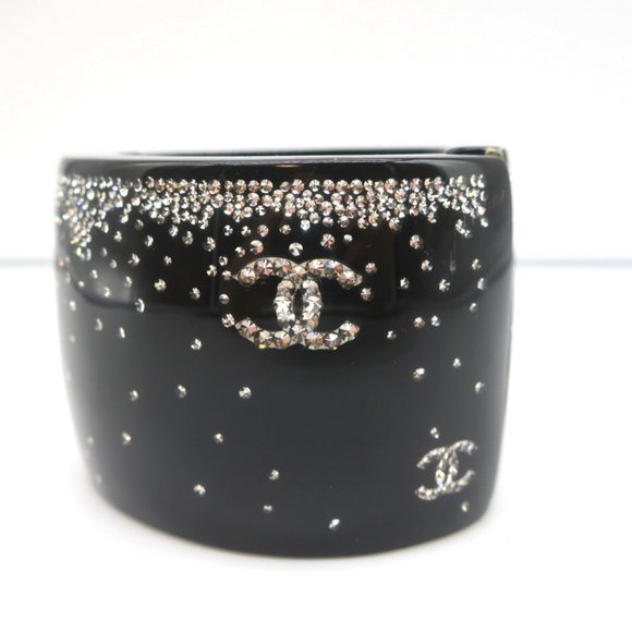 CHANEL 2012 CC STRASS CUFF BRACELET BLACK RESIN - Picture 3 of 8